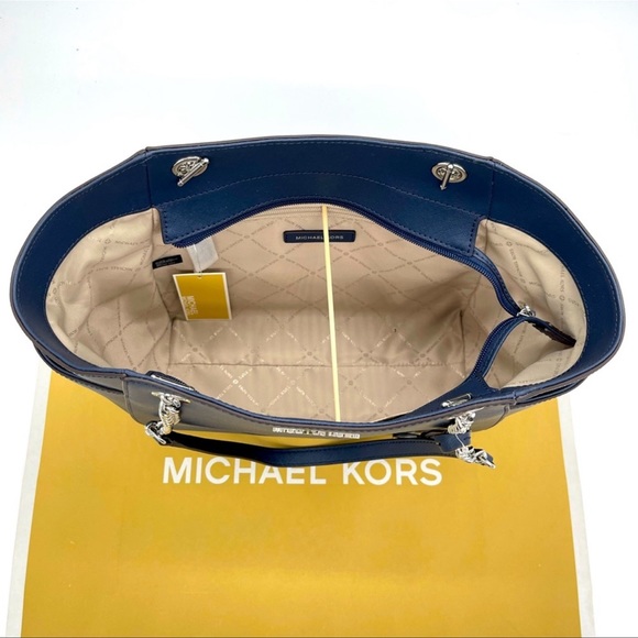 Michael Kors Large Chain Shoulder Tote Bag Navy - Picture 5 of 10